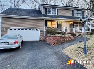 10603 Maple Ridge Dr, Spotsylvania, VA 22553