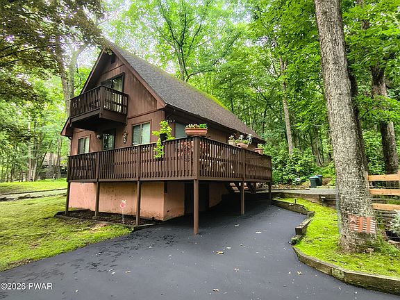 2nd image of 205 Fawn Lake Dr