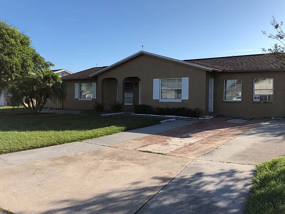 2nd image of 139 Loredo Ln