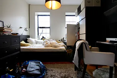 Rented by Lucky Apt Inc