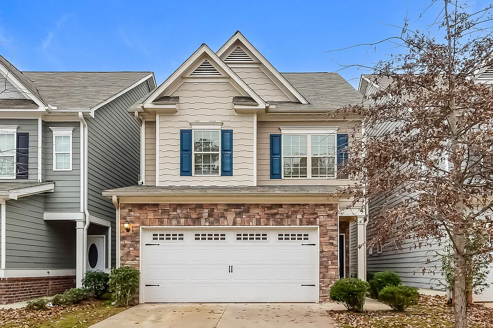 3 bed, 2.5 bath, 1748 sqft, $2,880 — Photo 1