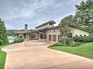 391 Summer Sound Rd, Piney Flats, TN 37686