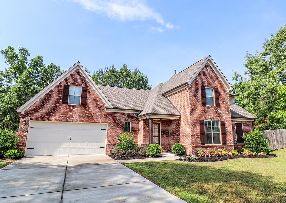 1st image of 123 Lakes Dr S