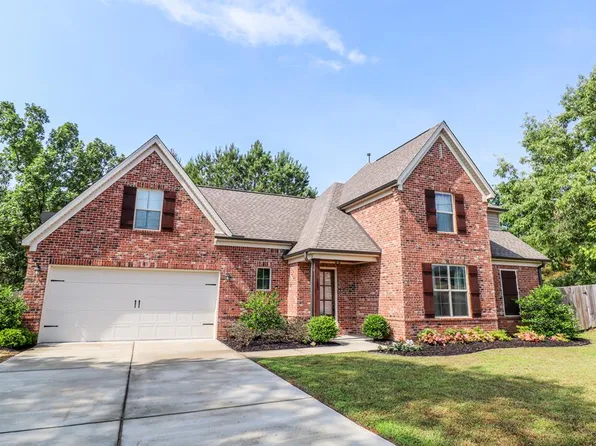 123 Lakes Dr S, Oxford, MS 38655