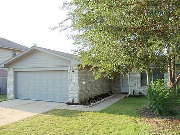 2nd image of 602 Rebecca Ln