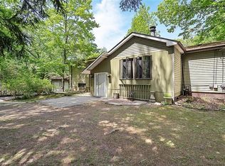 70 Seldom Seen Rd, Bradfordwoods, PA 15015