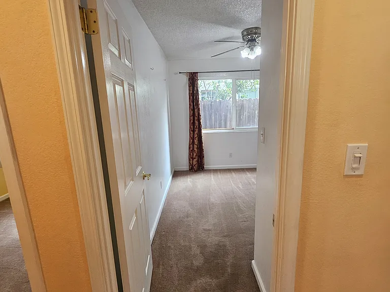 547 San Gabriel Ct — Photo 23