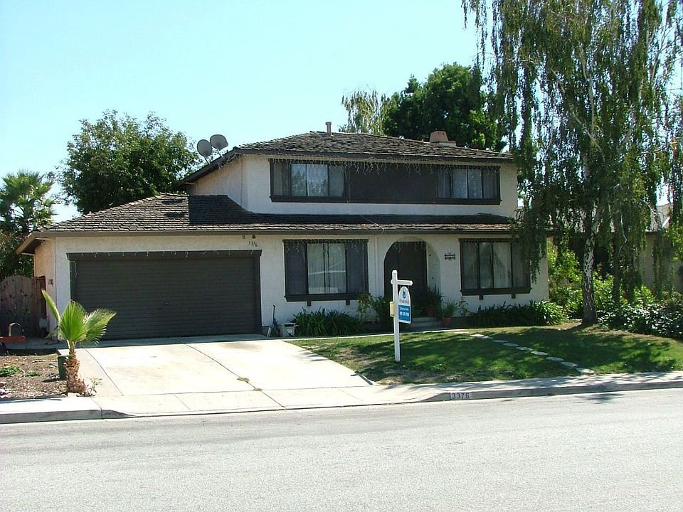 Views!  Evergreen-Nestled in the foothills