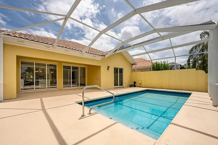 3 bed, 2000 sqft, $3,250 — Photo 3