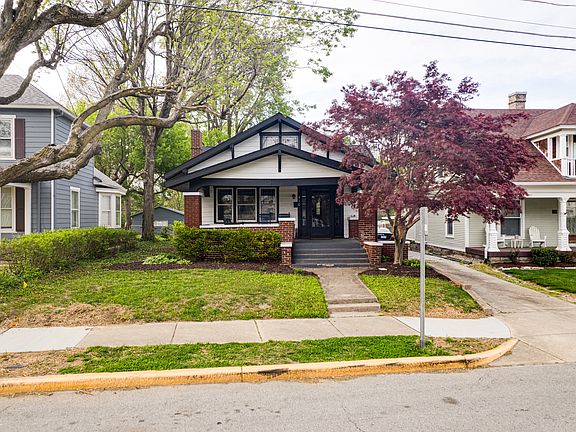 2nd image of 410 Euclid Ave