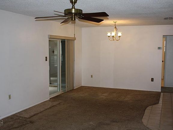 5th image of 10560 Montpelier Cir