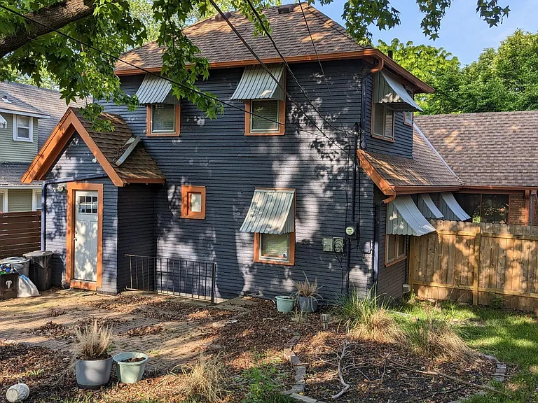 7306 Walnut St — Photo 19