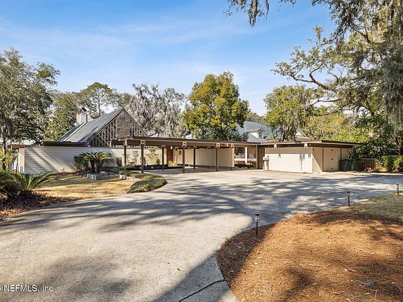 3rd image of 4214 ORTEGA FOREST Drive