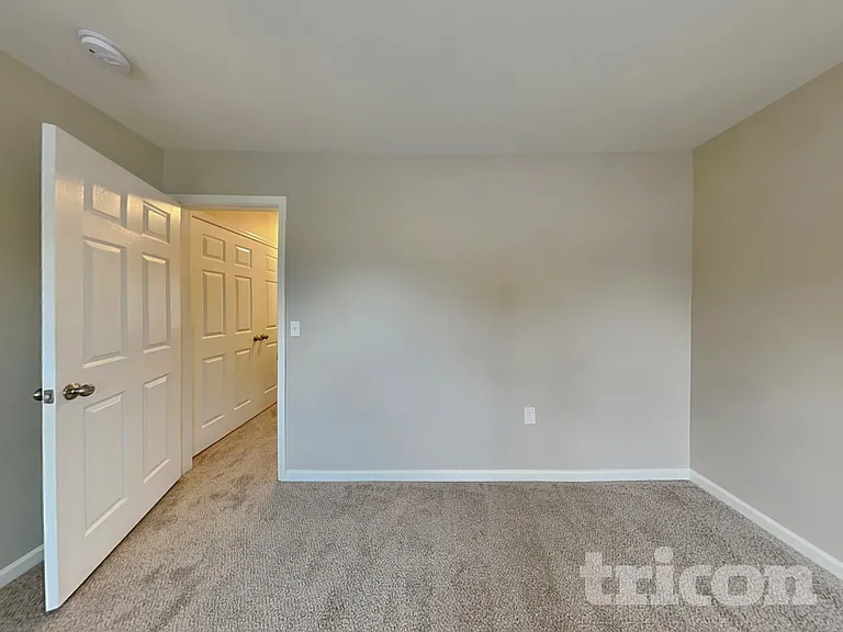 9514 Parkridge Dr — Photo 12