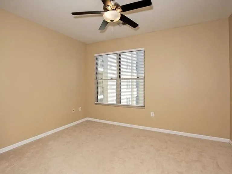 870 Mayson Turner Rd NW — Photo 6