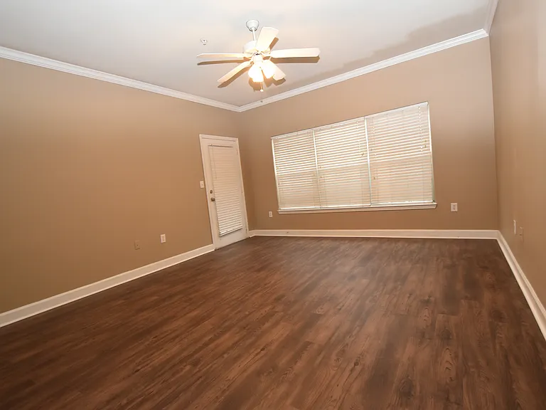 18501 Bridle Club Dr — Photo 4