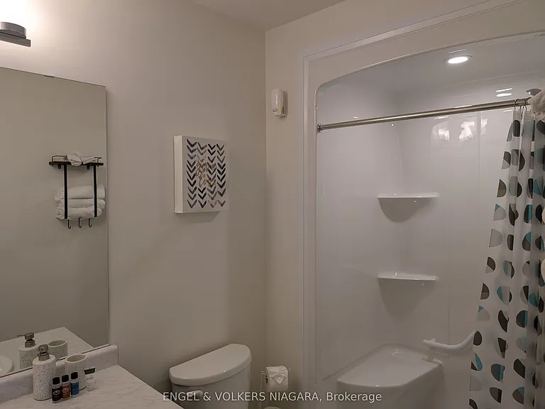 7330 Marvel Dr — Photo 10