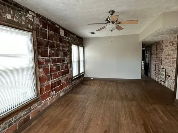 603 S 31st St #605, Omaha, NE 68105