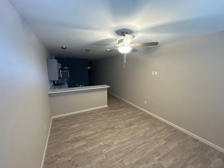 Plaza 93 Apartments — Photo 91
