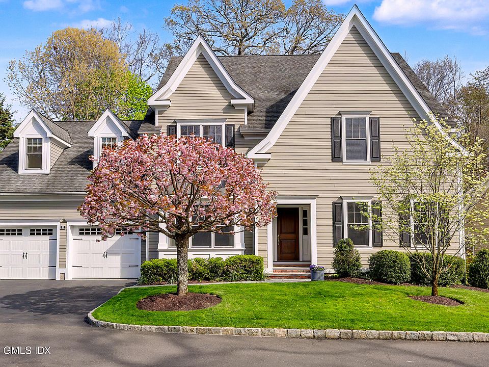 1st image of 11 River Oaks Dr #11