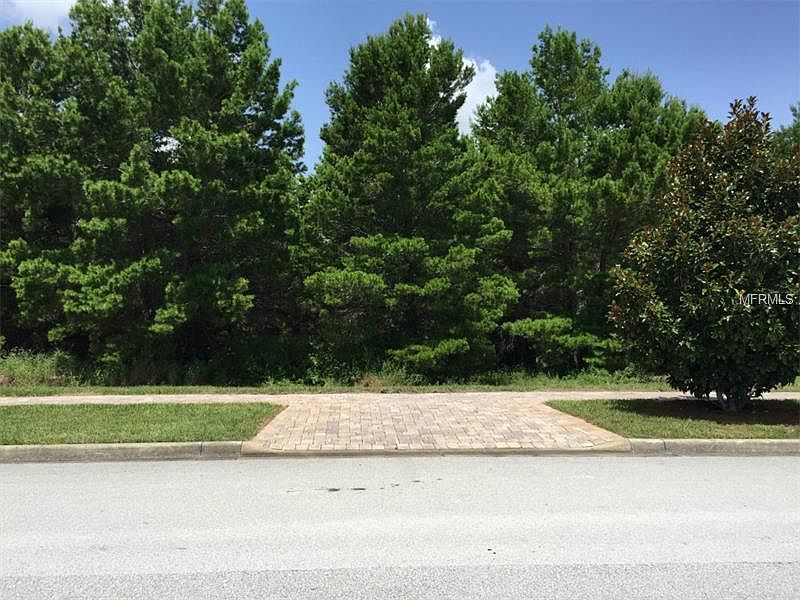 1st image of 16413 Pendio Dr