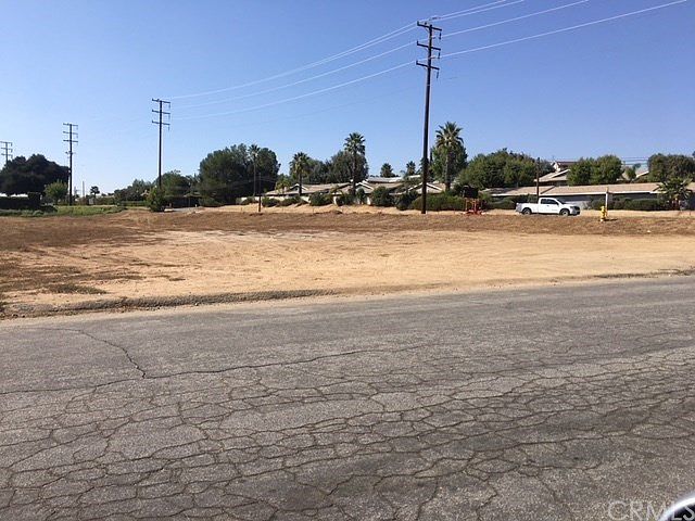 1st image of 31951 Yucaipa Blvd
