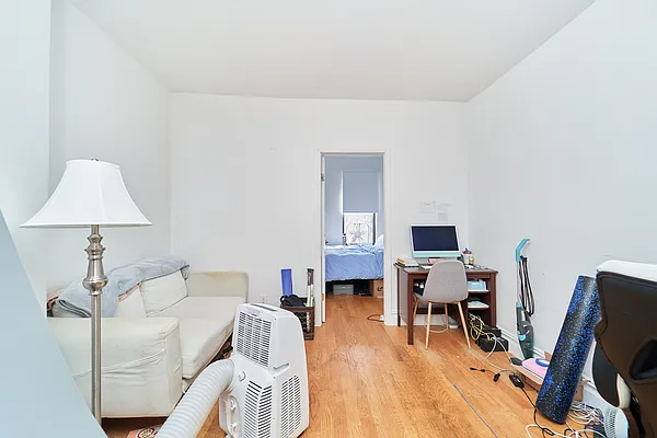 Rented by Living New York | media 8