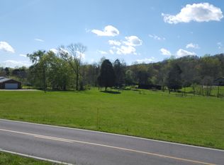 3349 Sugar Grove Valley Rd, Harriman, TN 37748