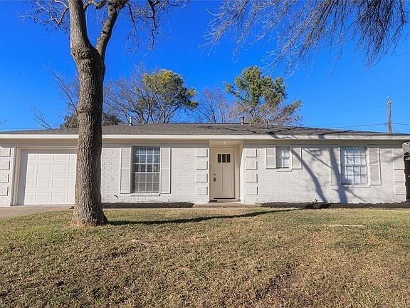 2nd image of 1106 Twin Falls Rd