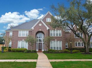 4211 Saint Michaels Ct, Sugar Land, TX 77479