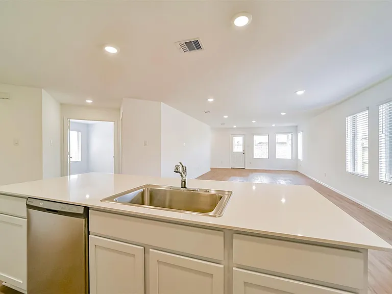5227 Sunvalley Bend Dr — Photo 13