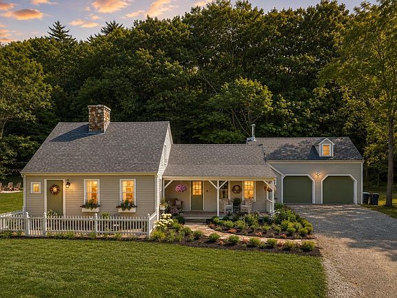 3rd image of 20 Hicks Road