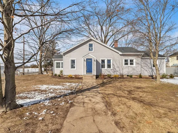 6 Brookburn St, Springfield, MA 01119