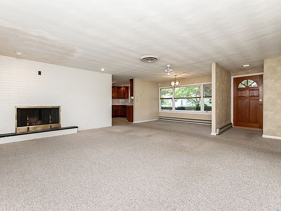4th image of 4 Craig Rd