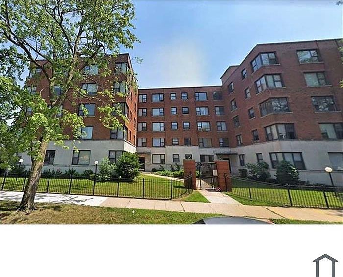 1st image of 3075 E Cheltenham Pl #109