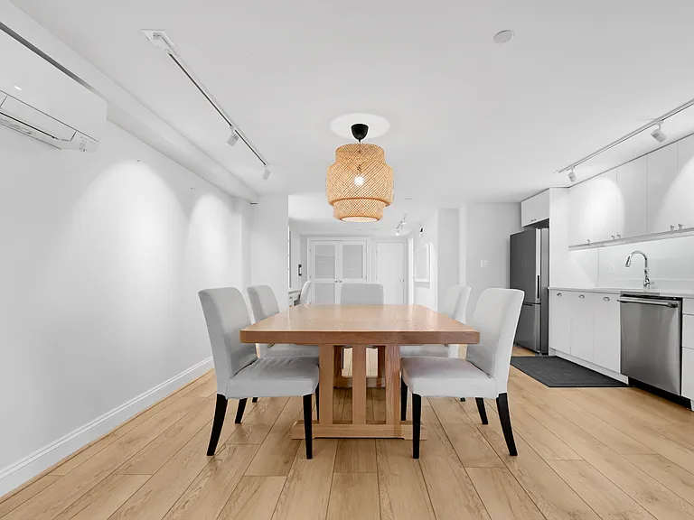 1909 N Capitol St NE #2 — Photo 3