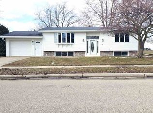 212 E National Ave, BRILLION, WI 54110
