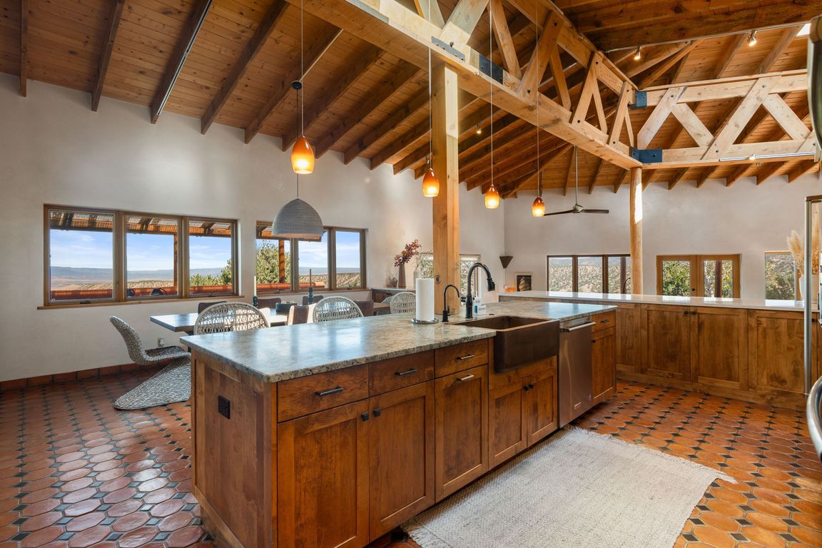 next background image