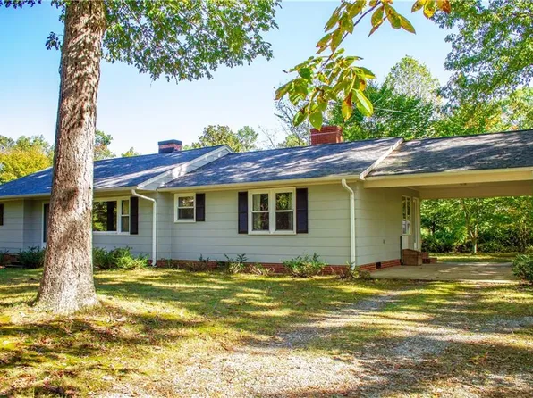 140 Painter Lakes Rd, Gibsonville, NC 27249