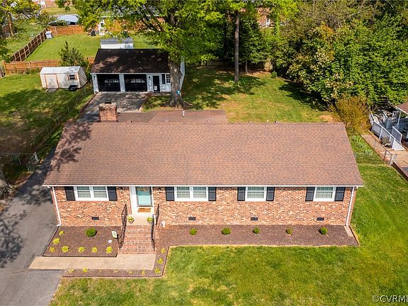 3rd image of 8173 Mintawood Ln