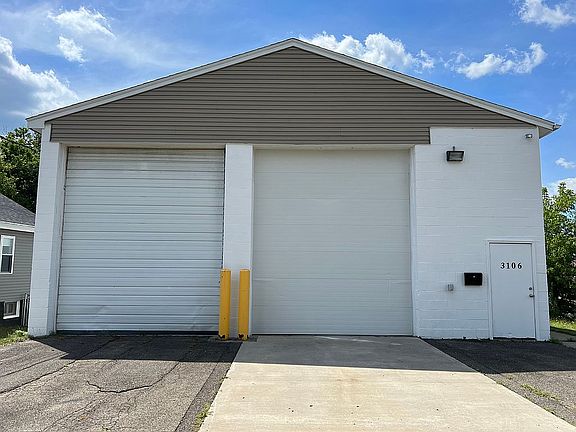 2nd image of 3106 Wayne St