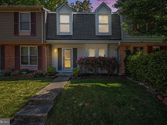 2nd image of 16125 Alexander Pl