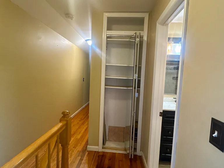 62 Poplar Ave #1 — Photo 16