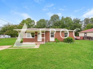 4114 Carnation Dr, Winston Salem, NC 27105