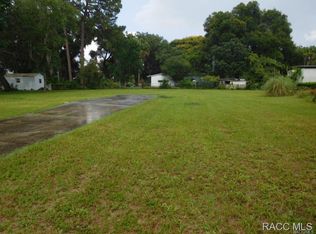 3913 N Roscoe Rd, Hernando, FL 34442