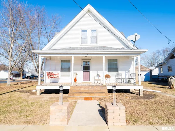 112 W Essex St, Glasford, IL 61533