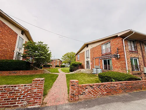 1708 Jennifer Rd #A-11 Photo 1