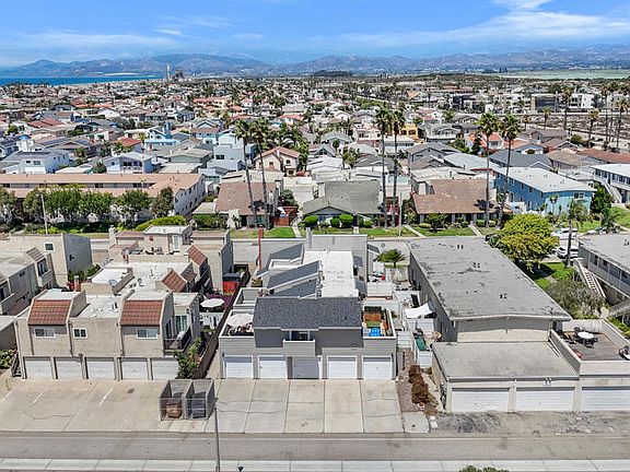 2nd image of 4958 Nautilus St