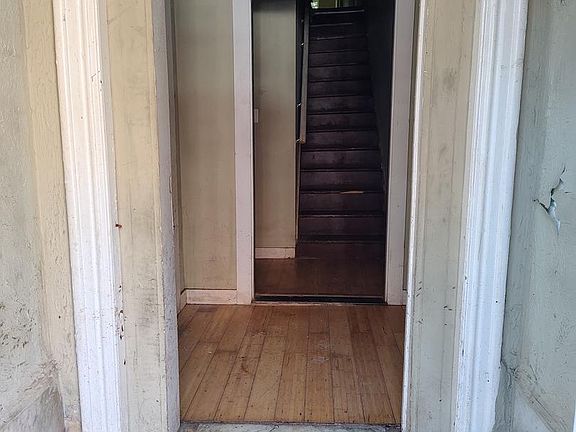 4th image of 2132 N 20th St