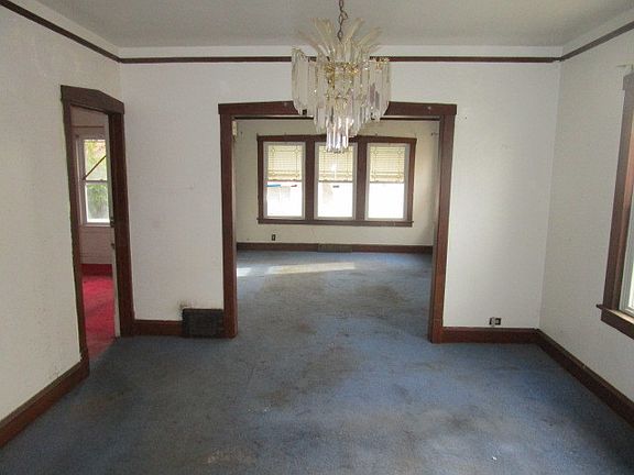 4th image of 1432 S 10th Ave